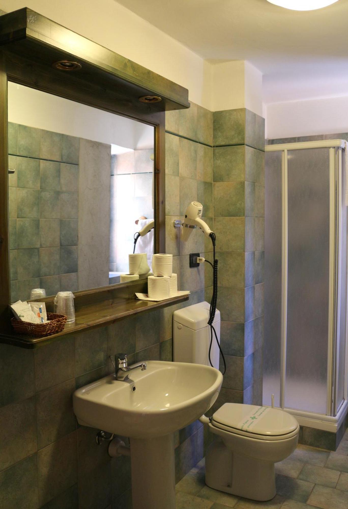 Hotel Bucaneve Bardonecchia Quarto foto