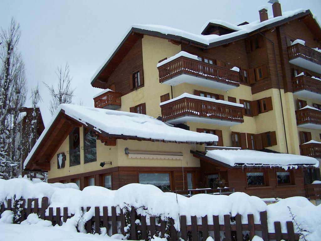 Hotel Bucaneve Bardonecchia Exterior foto