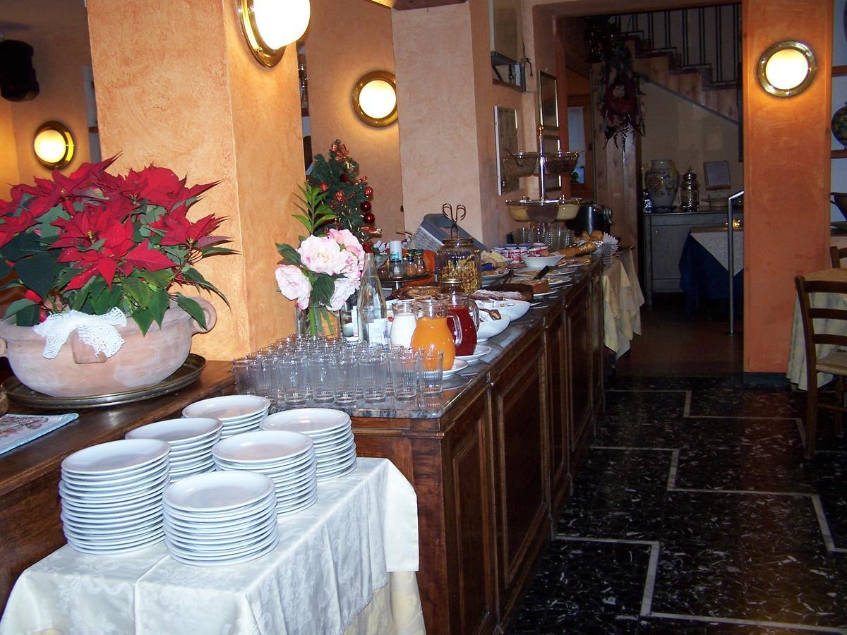 Hotel Bucaneve Bardonecchia Exterior foto